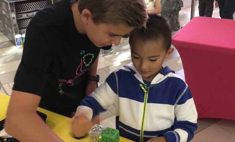Teacher Feature: Kasey Herzberg – Modular Robotics