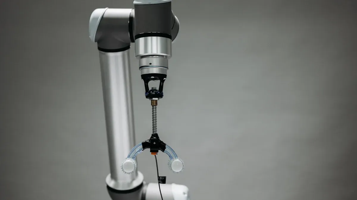 how much does a robotic arm cost ？