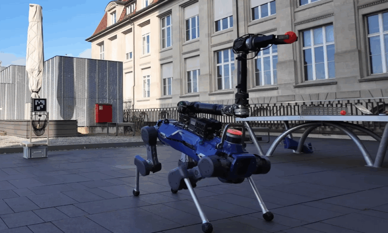 Watch a Robot Arm Thrower, Curiosity’s New Terrain, and more